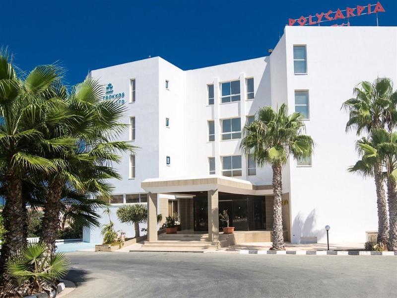 Polycarpia Hotel Pernera Buitenkant foto